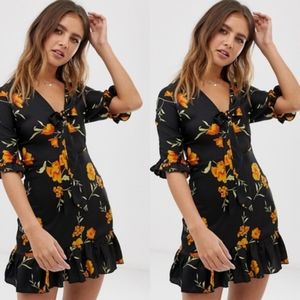 Parisienne Black Floral Dress Sz. 6